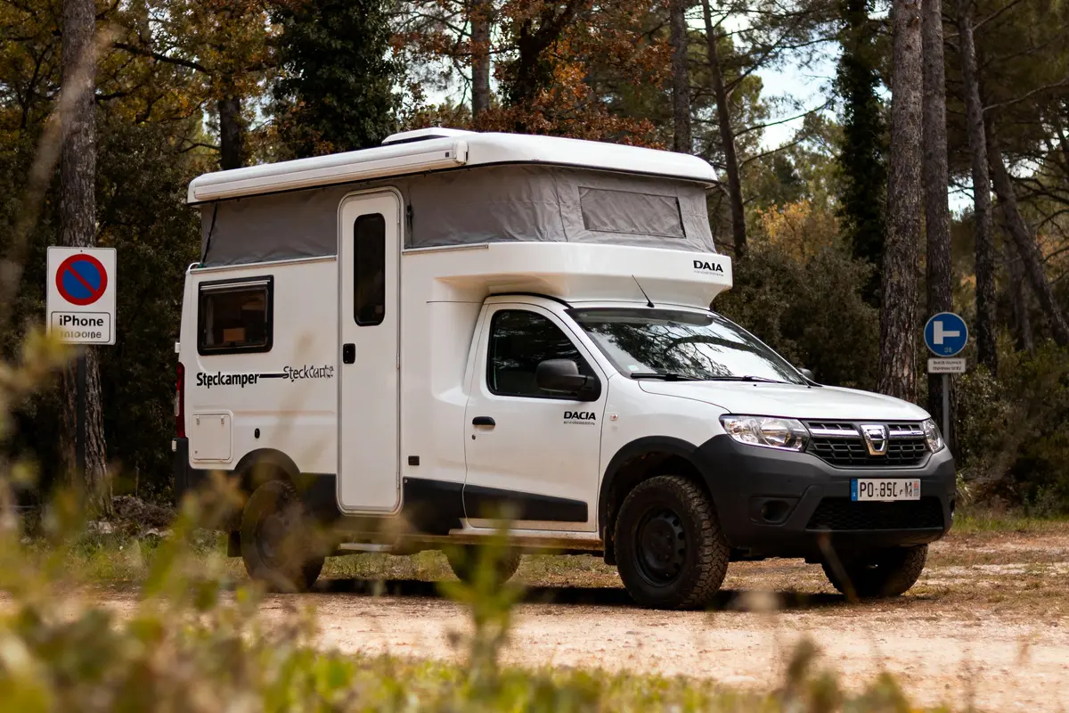 Dacia Stepcamper : prix 2026, versions et comparatif complet